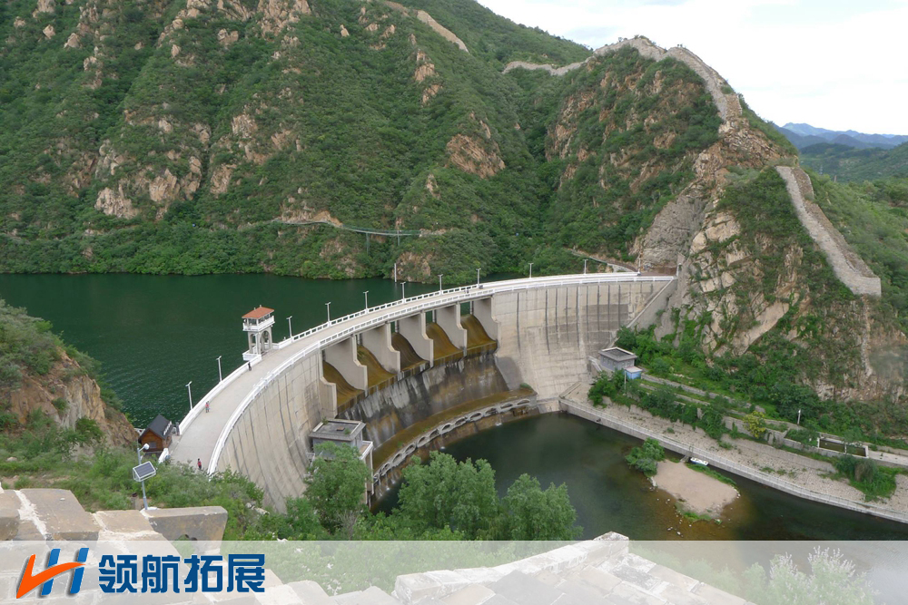 怀柔拓展训练-大坝速降(图2) 怀柔拓展训练-大坝速降(图2)